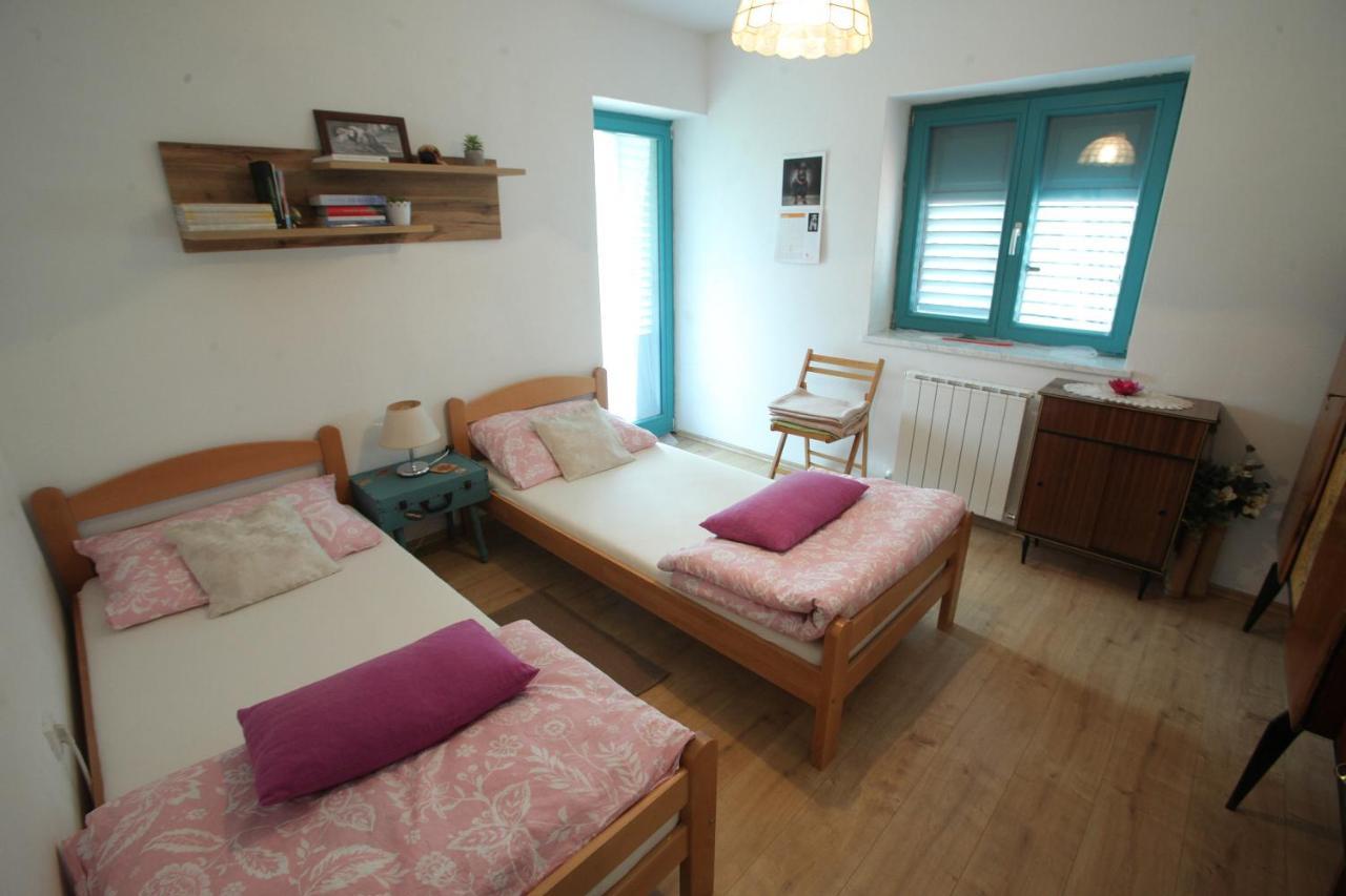 Vila Salamander Štanjel Exterior foto